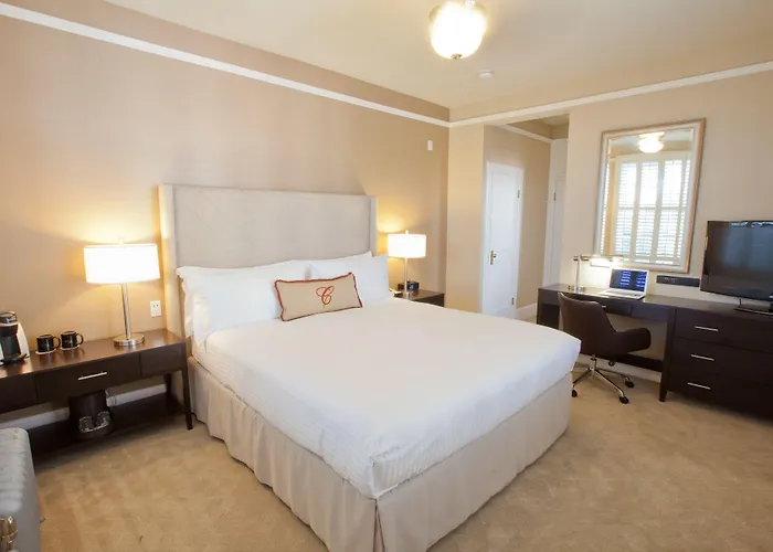 Cardinal Hotel